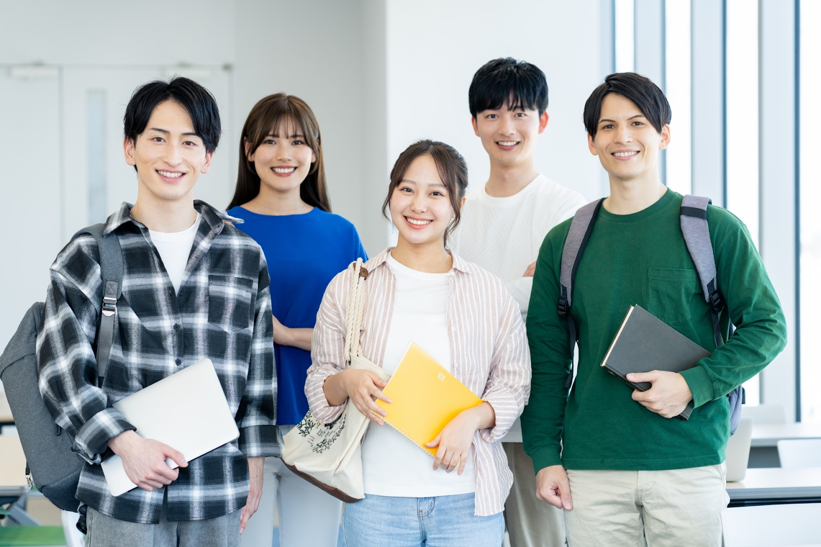 文学部で何を学ぶ？知られざる学びの深掘りから未来の可能性まで | 駿台コラム