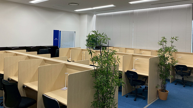 十三教室の自習室